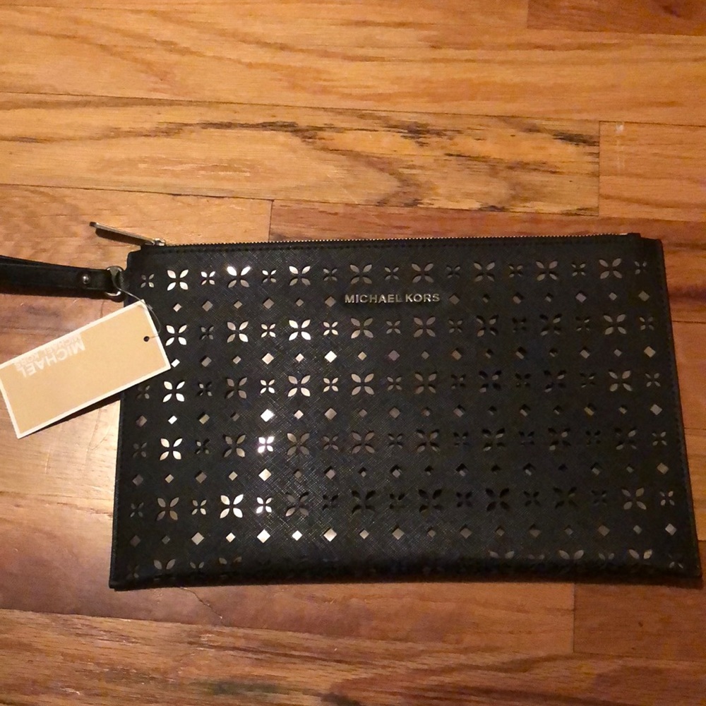 Michael Kors XL zip clutch